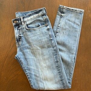 Banana Republic Traveler slim fit jeans